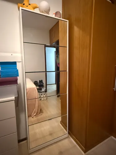 Sapateira 5 portas e espelho