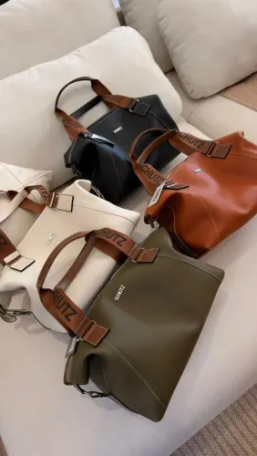 Bolsa Baú Feminina Estilo Premium - Elegante, Espaçosa e sofisticada