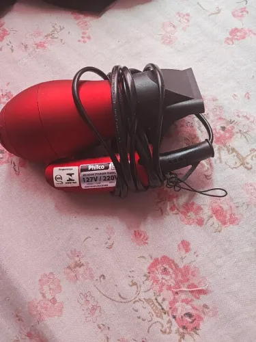 Mini secador de cabelo Philco para viagens