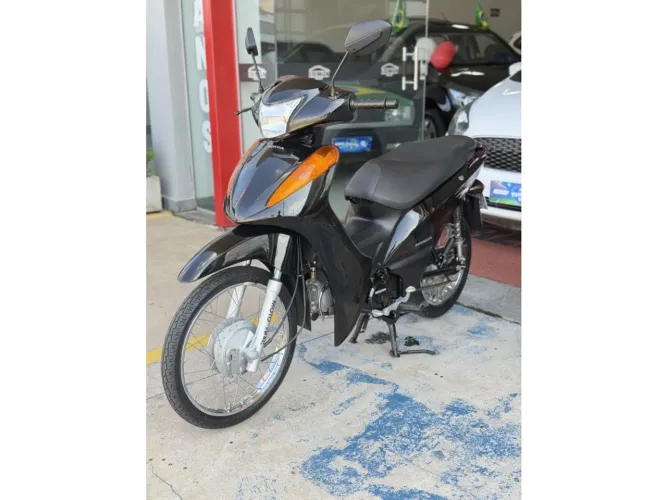 Honda C 100 biz es 2015