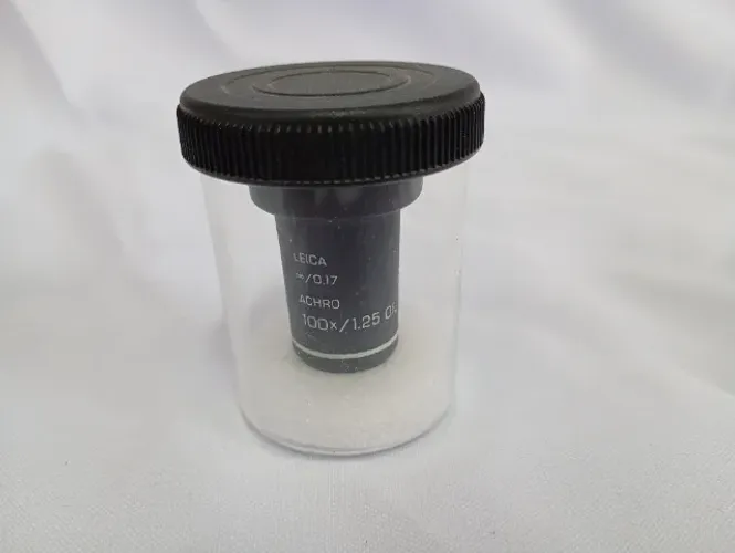 Objetiva Leica 100x/1.25 Oil  Achromat  (/0.17)
