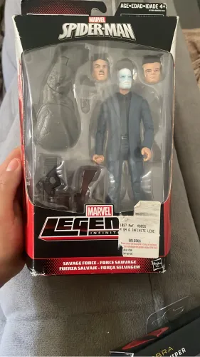 Boneco Marvel Legends Infinite Series Savage Force - Chameleon (Camaleão)