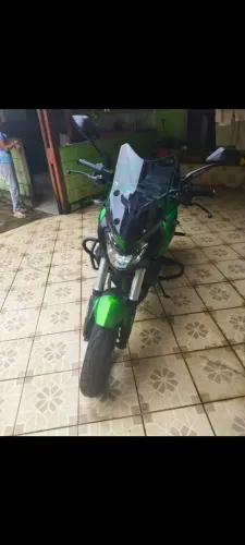 Vendo moto bajaj 400 dominar