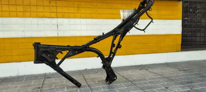 Chassi de YBR 125 em dia