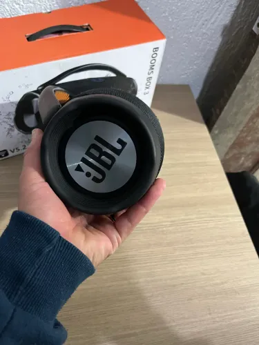 Vendo caixa de som Boombox 3
