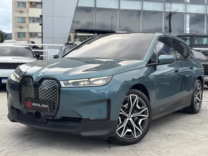 BMW IX 2 Xdrive 30 M Sport (elétrico) 2023