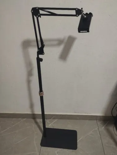 Suporte articulado de celular/tablet