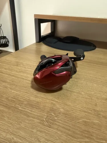Carretilha Shimano SCORPION HG