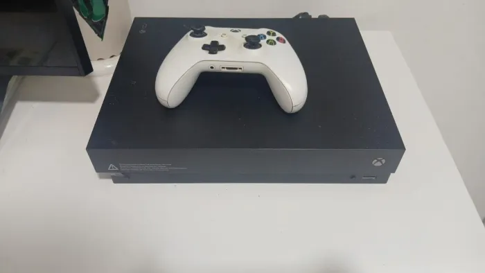 XBOX ONE X