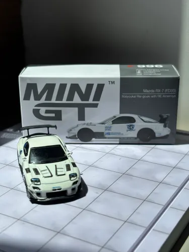 Mini GT Mazda RX-7 | Novo, Na Caixa 