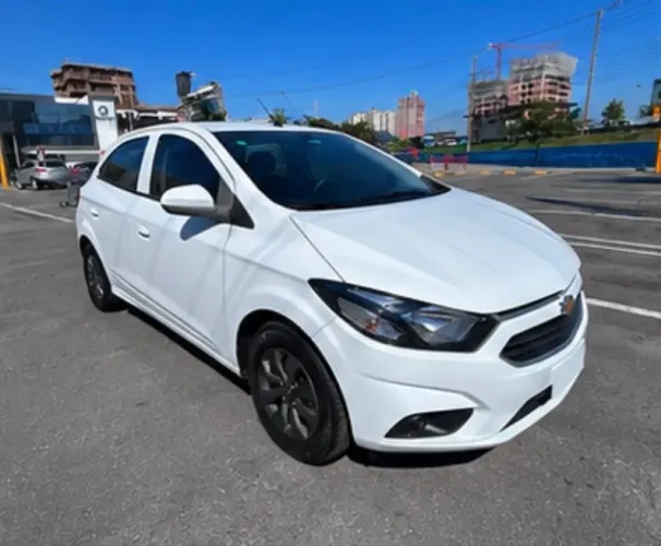 Chevrolet Onix Hatch LT 1.0 8V Flex Mec. 4P 2017