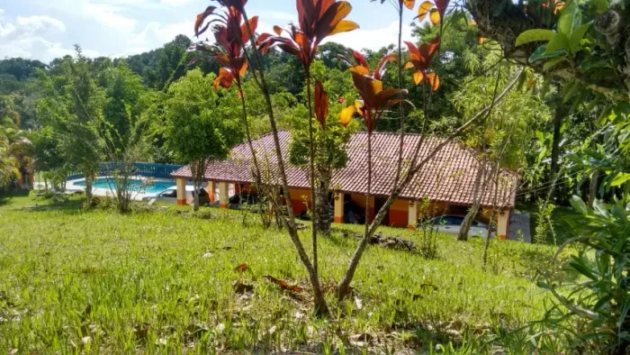 CHÁCARA COMPLETA EM GUARAREMA 4300 M2 VERDADEIRO PARAISO E 550 MIL A VISTA