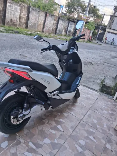 Moto elétrica