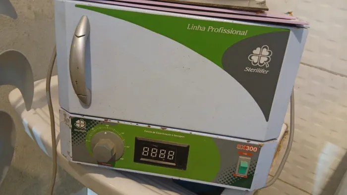 Vende-se esterilizador de alicate 250reais sem defeito nunca foi aberto semi novo