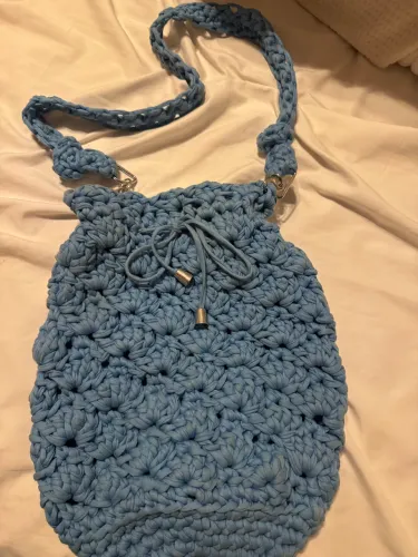 Bolsa crochê feita a mão