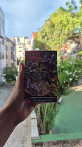 Combo de Booster Pokémon TCG Escuridão Absoluta - Original Copag