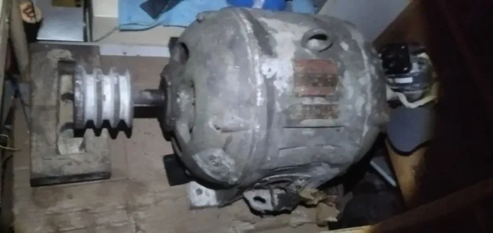 Motor Eletrico Trifasico 220v
