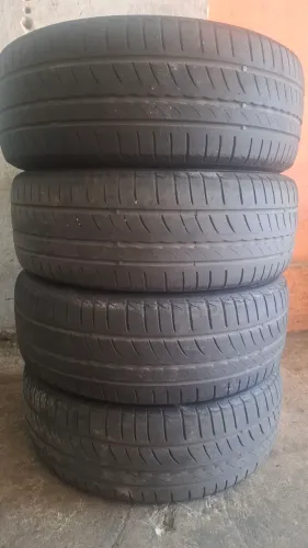 Vendo 4 pneus 195 55 15 em ótimo estado 