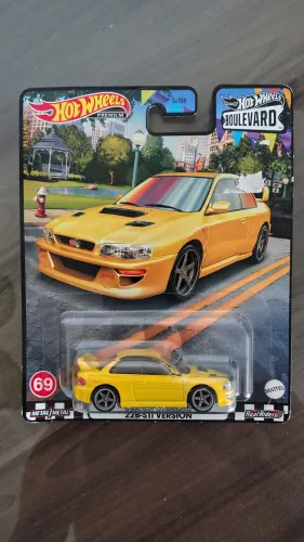 Subaru Impreza STI - HotWheels Premium Boulevard