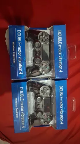 2 controles genéricos wireless PS4/PC