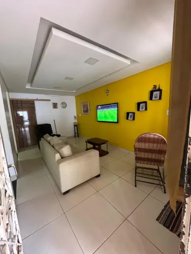 Excelente Casa de Laje na Vila Buritis na Quadra 04