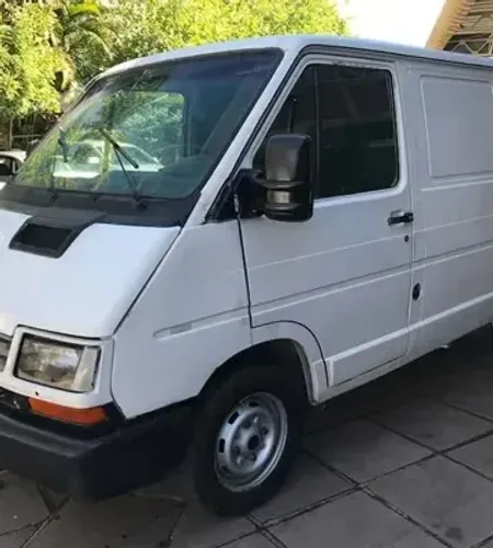 Renault Trafic Furgão Chassi Curto 2.2 1998