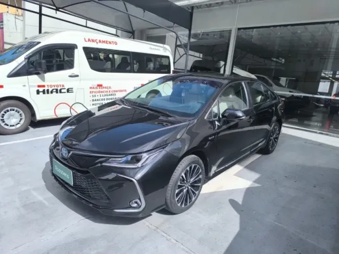 Toyota Corolla Altis Prem. Hybrid 1.8 Flex AUT 2025