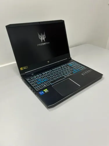 Acer Predator Helios 300 - RTX 3060 | i7-11800H | 1TB SSD Samsung 980 Pro (7000MB/s)