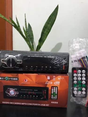 Rádio de Carro MP3 com pouco tá USB LACRADO