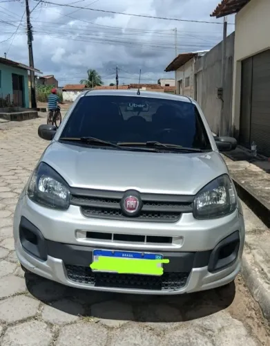 Fiat Uno Attractive 1.0 EVO Fire Flex 8V 5P 2021