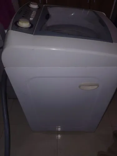 Máquina de lavar roupa 11 kg da Colormaq