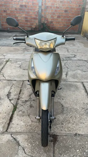 Vendo Moto BIZ ano 2009 modelo 2010