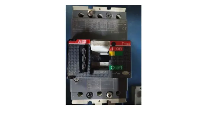 Disjuntor Trifásico Abb Tmax T1b 160 100a