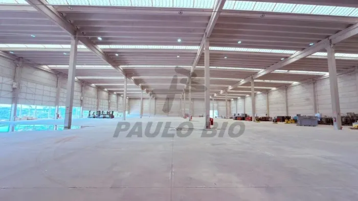 Galpão Crossdocking com amplo pátio para alugar no Bairro Estancia Imperial em Araçariguam