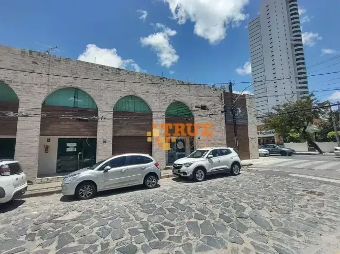 PRÉDIO COMERCIAL - CASA FORTE - EXCELENTE
