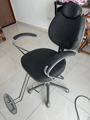 Cadeira de Barbeiro Profissional | OPORTUNIDADE R$ 500