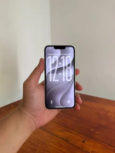 iPhone 13 - 256GB - Branco