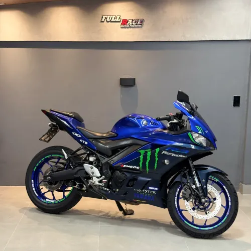Yamaha R3 2023