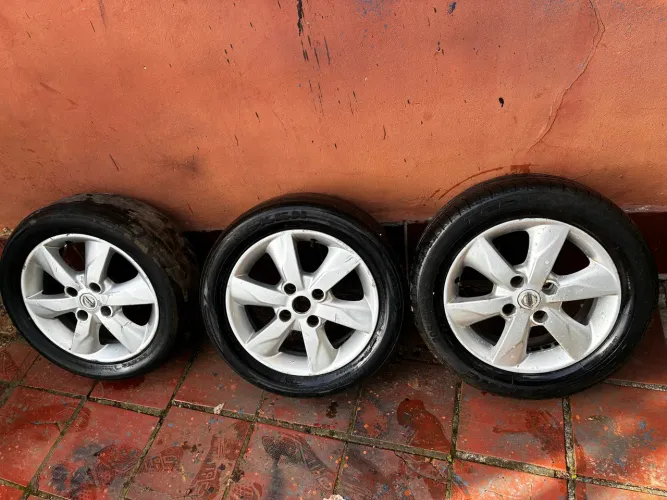 Rodas nissan Tiida aro 16 