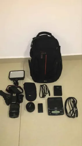 Kit Câmera T5i completo, semi novo