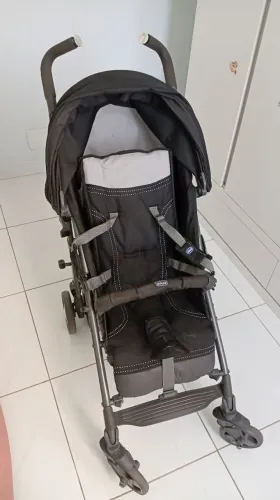 Carrinho bebe Chicco lite way 