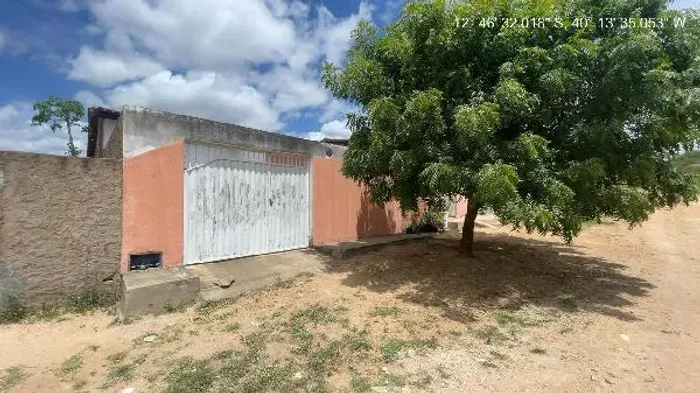 Imóvel com excelente localização Casa no Bairro da Boiadeira, Iacu - BA, Nº 41, 2 quartos