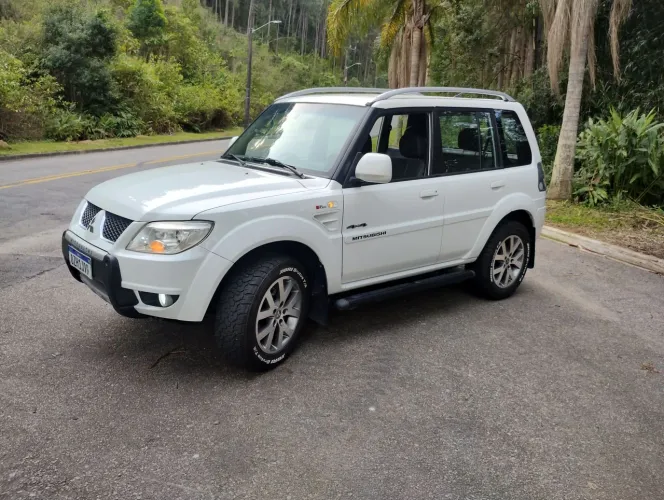 Mitsubishi Pajero TR4 2.0/ 2.0 Flex 16V 4X4 Aut. 2015