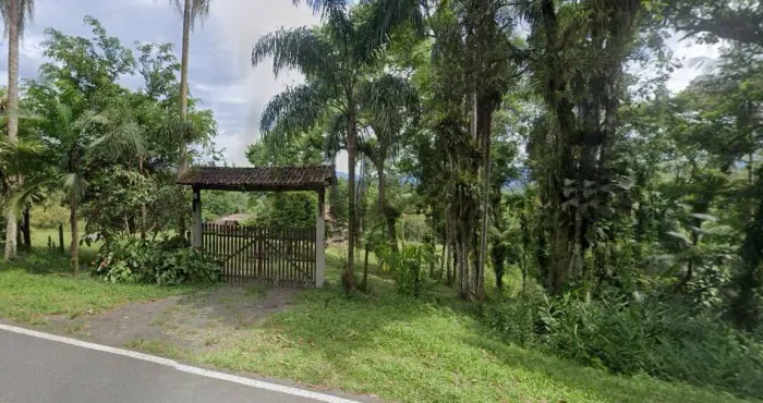 Chácara na Serra da Graciosa em frente ao Asfalto - Antonina - R$900mil