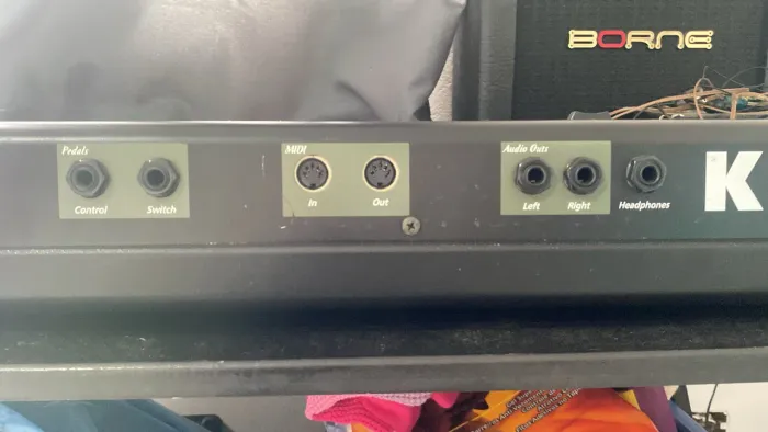 Piano stage - teclado KURZWEIL sp76