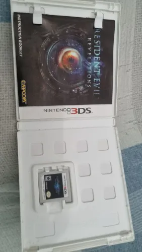 Resident evil Revelations! Do Nintendo 3ds perfeito estado ! Com Manual !