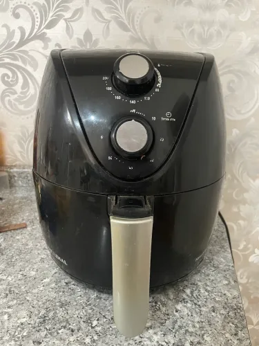 fritadeira elétrica Air Fryer Mondial, modelo AF-31.