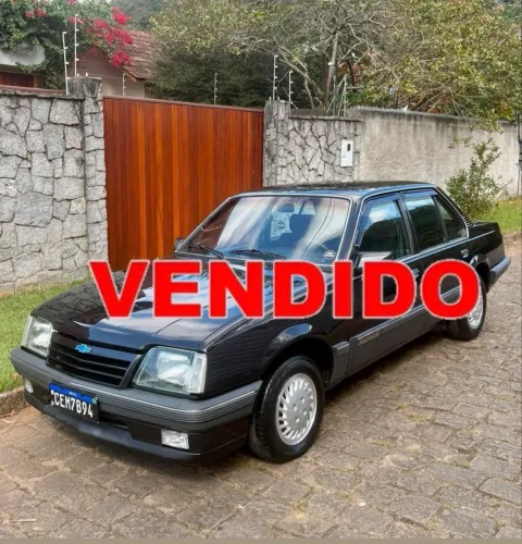 Chevrolet Monza Classic SE 2.0 /mpfi E EFI 2P E 4P 1989