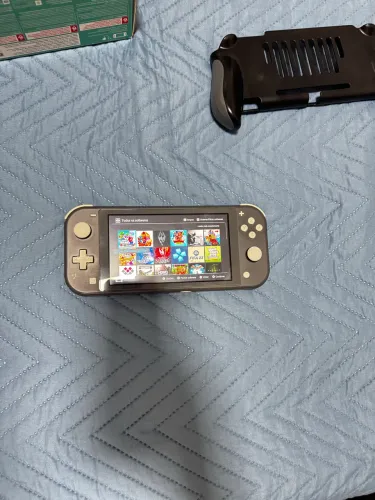 Nitendo Switch lite 512gb desbloqueado
