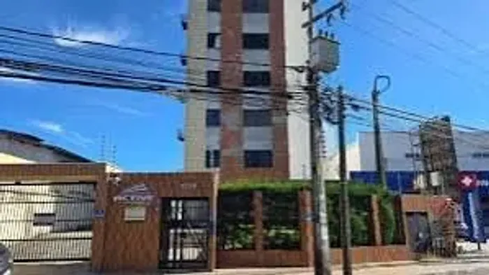 Apto 3 quartos na Av. Pontes Vieira | 1 vaga | Muito ventilado